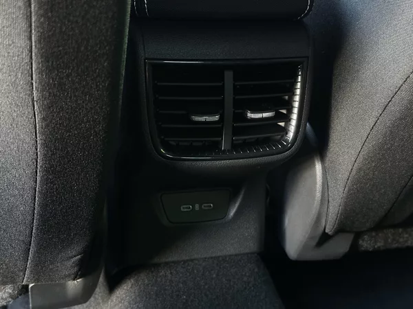 Škoda Kamiq 1.5TSi DSG Monte Carlo 150PS M - foto 40