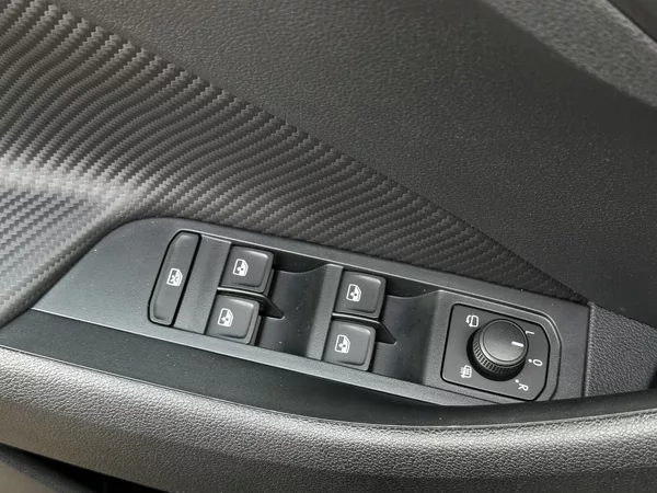 Škoda Kamiq 1.0TSi Monte Carlo 116PS Matri - foto 17