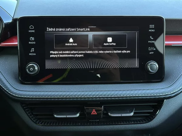 Škoda Fabia 1.0TSi DSG Monte Carlo 116PS B - foto 24