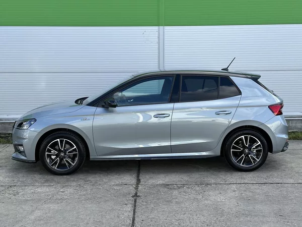 Škoda Fabia 1.0TSi DSG Monte Carlo 116PS B - foto 7