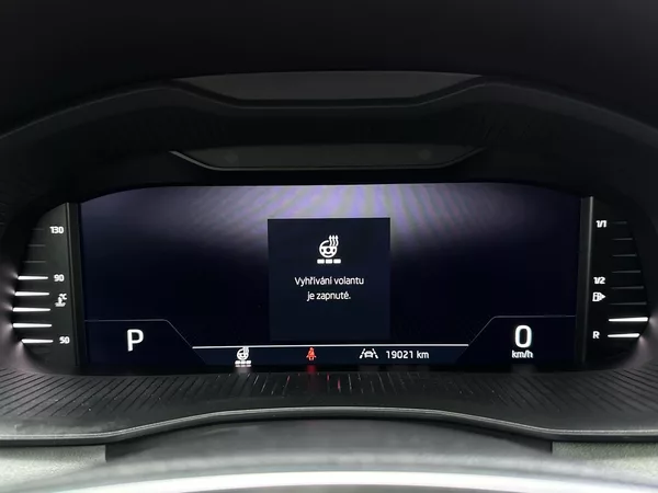 Škoda Scala 1.0TSi DSG 116PS LED V.Cockpit - foto 25