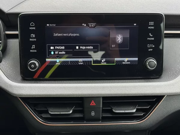Škoda Scala 1.0TSi DSG 116PS LED V.Cockpit - foto 29
