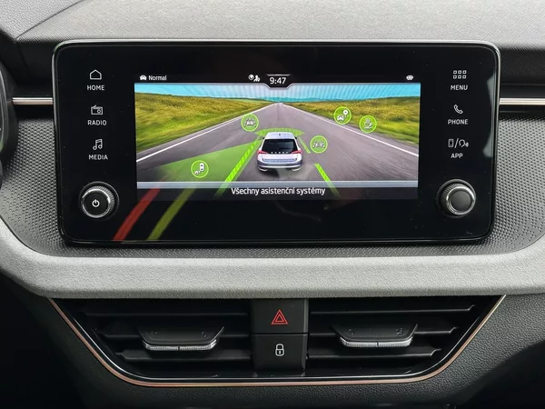 Škoda Scala 1.0TSi DSG 116PS LED V.Cockpit - foto 33
