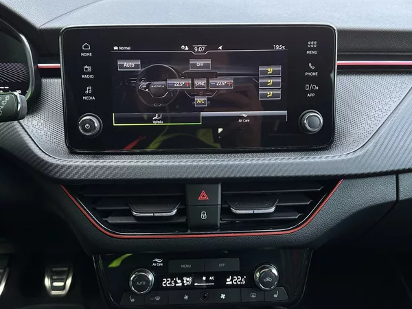 Škoda Scala 1.0TSi Monte Carlo 116PS Matri - foto 20