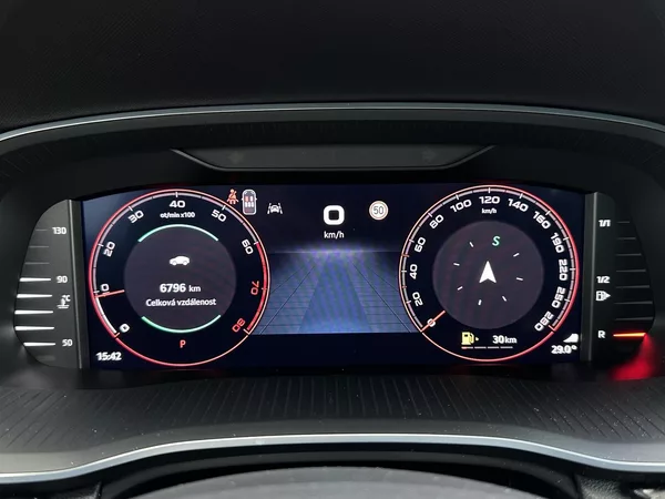 Škoda Fabia 1.0TSi DSG Monte Carlo 116PS B - foto 25