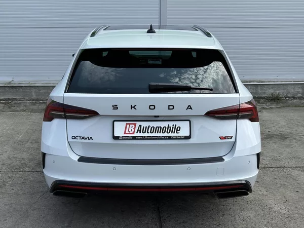 Škoda Fabia 1.0TSi DSG Monte Carlo 116PS B - foto 5