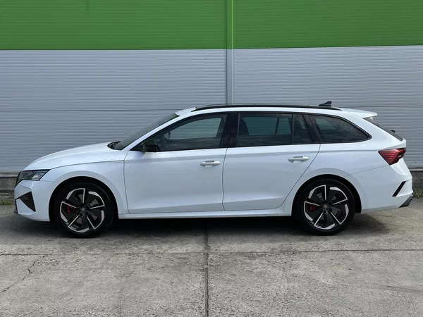 Škoda Fabia 1.0TSi DSG Monte Carlo 116PS B - foto 7
