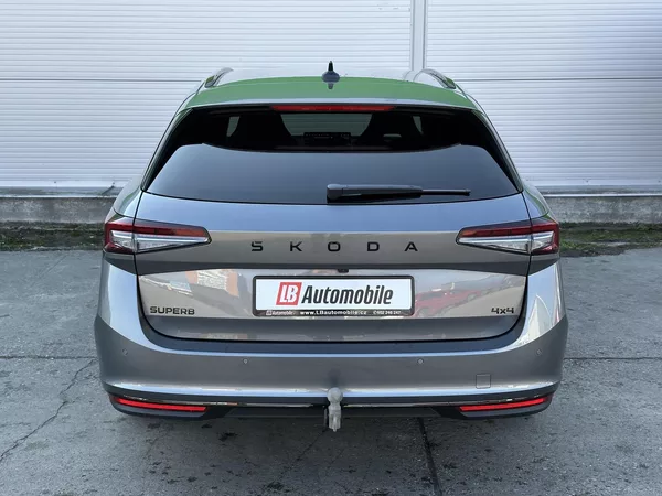 Škoda Superb 2.0TSi 4x4 DSG Sportline 265PS - foto 5