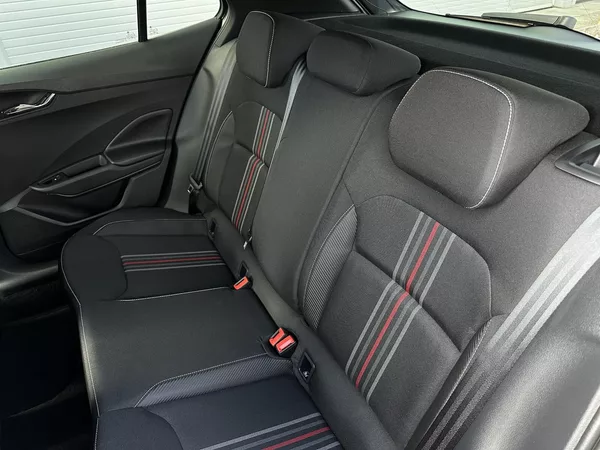 Škoda Fabia 1.0TSi DSG Monte Carlo 116PS B - foto 33