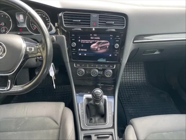 Volkswagen Golf 1,5 TSI Evo Highline - foto 10