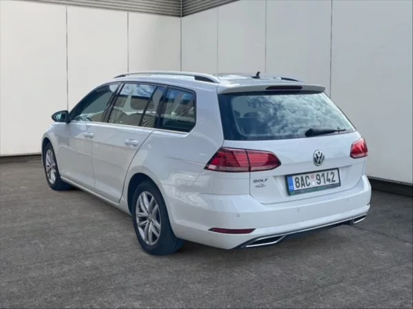 Volkswagen Golf 1,5 TSI Evo Highline - foto 4