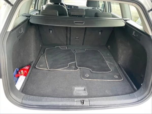 Volkswagen Golf 1,5 TSI Evo Highline - foto 6
