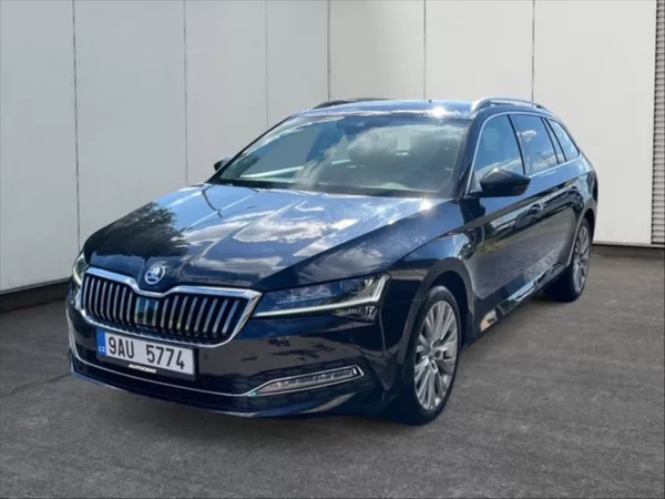 Škoda Superb 2,0 TDI 110 Style AT - foto 3