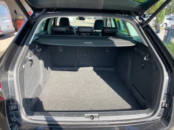 Škoda Superb 2,0 TDI 110 Style AT - foto 6