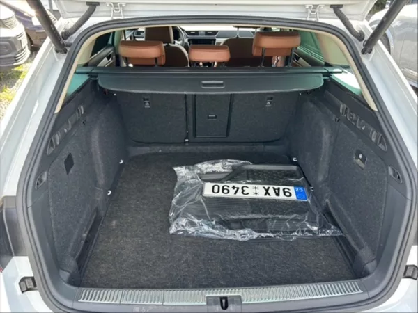 Škoda Superb 2,0 TDI 147 4x4 L&K Aut - foto 6