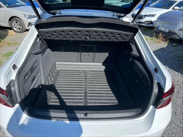 Škoda Superb 2,0 TSI 206 Style 4x4 AT - foto 6