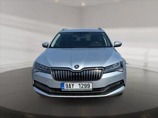 Škoda Superb 2,0 TDI Style AT - foto 2