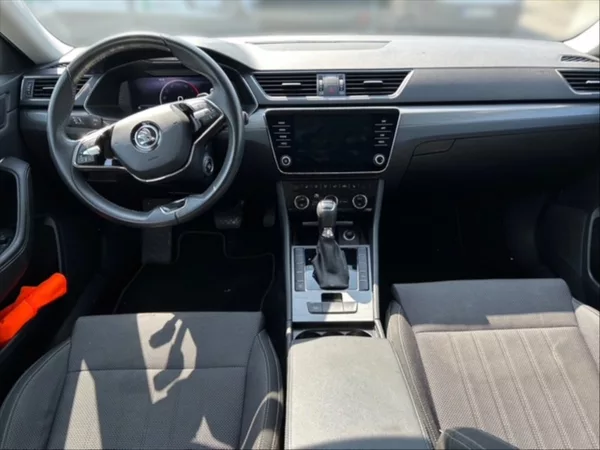 Škoda Superb 2,0 TDI Style AT - foto 9