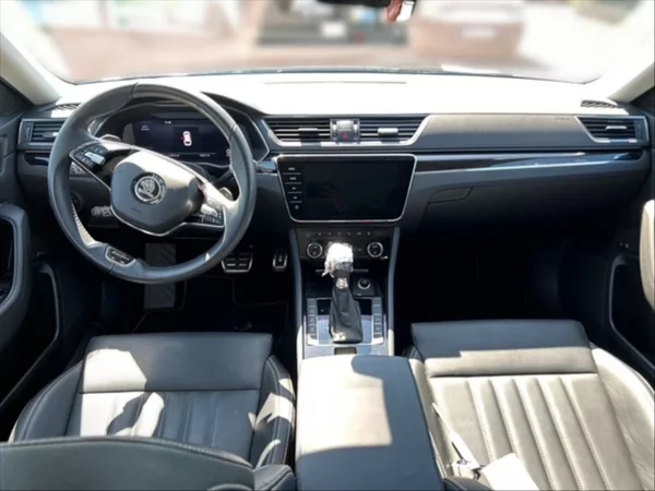 Škoda Superb 1,4 PHEV 160 L&K AT - foto 9