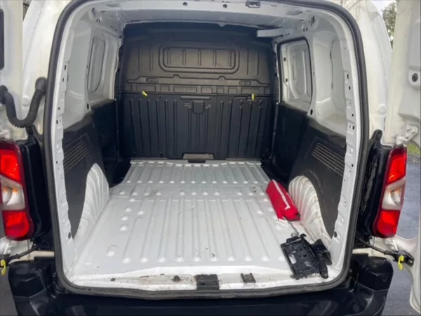 Citroën Berlingo 1,5 BHDI 102 L1 Plus - foto 6