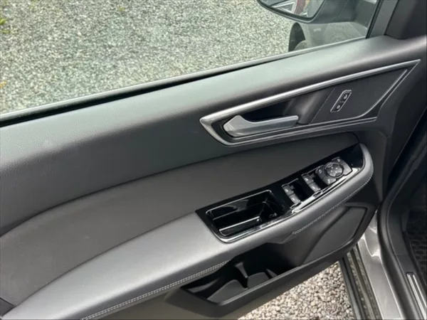 Ford S-MAX 2,5 DT HEV Titanium AT - foto 11