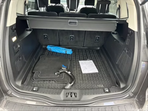 Ford S-MAX 2,5 DT HEV Titanium AT - foto 6