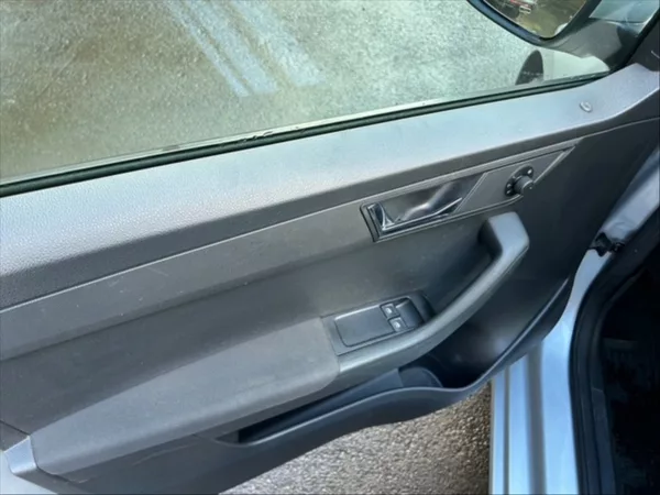 Škoda Fabia 1,0 TSI 70 Ambition - foto 11