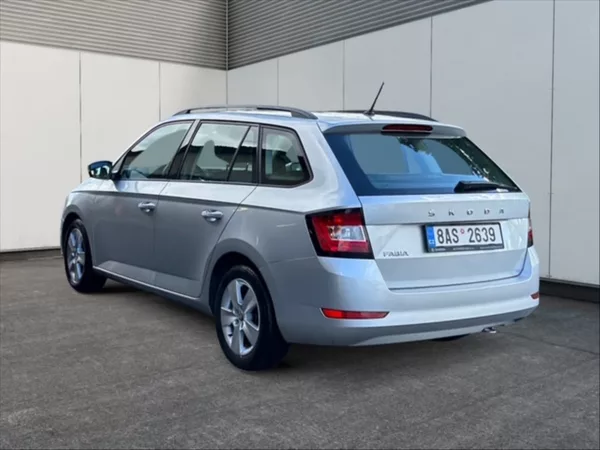 Škoda Fabia 1,0 TSI 70 Ambition - foto 4