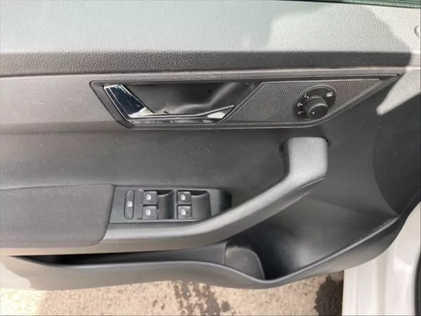 Škoda Fabia 1,0 TSI 70 Ambition - foto 11