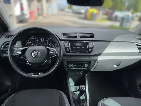 Škoda Fabia 1,0 TSI 70 Ambition - foto 9