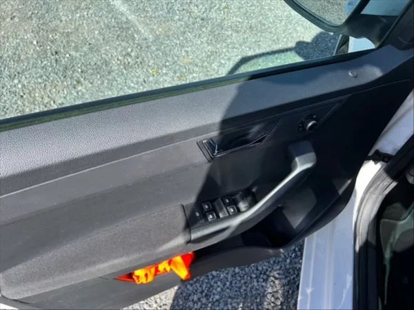 Škoda Fabia 1,0 TSI Ambition - foto 11