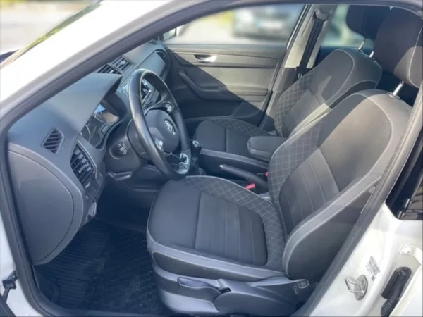 Škoda Fabia 1,0 TSI 70 Ambition - foto 7