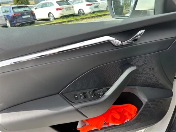Škoda Octavia 2,0 TDI 85 Style - foto 11