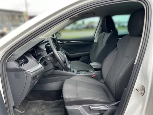 Škoda Octavia 2,0 TDI 85 Style - foto 7