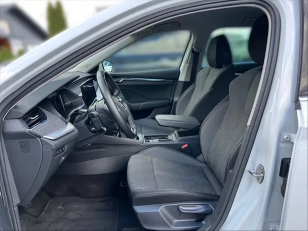 Škoda Octavia 2,0 TDI 85 Style - foto 7