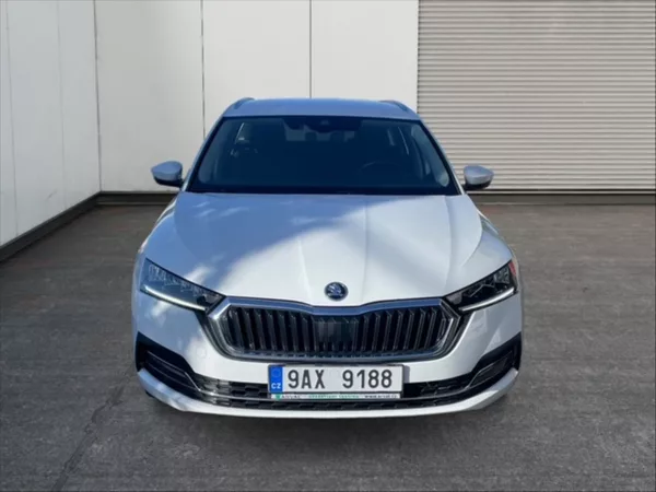 Škoda Octavia 1,5 e-TEC Style DSG - foto 2