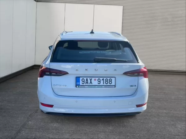 Škoda Octavia 1,5 e-TEC Style DSG - foto 5
