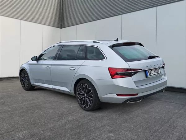 Škoda Superb 2,0 TDI 147 4x4 L&K DSG - foto 5