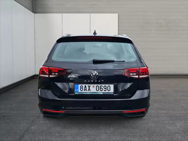 Volkswagen Passat 2,0 TDI 110 Business - foto 3