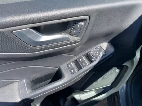Ford Kuga 2,5 DT HEV ST-Line X AT - foto 11