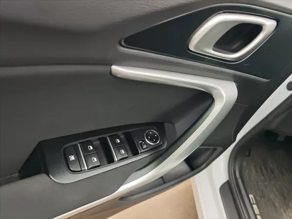 Kia Ceed 1,0 TGDI Spin - foto 10