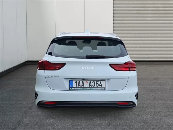 Kia Ceed 1,0 TGDI Spin - foto 4