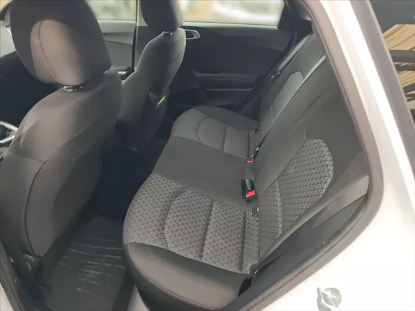 Kia Ceed 1,0 TGDI Spin - foto 7
