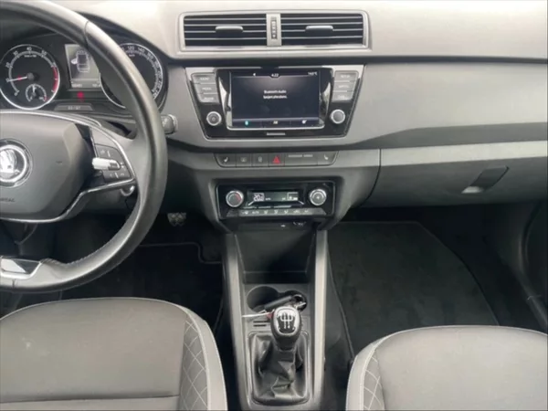 Škoda Fabia 1,0 TSI 70 Ambition - foto 10