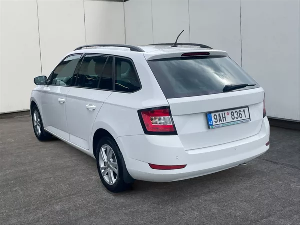 Škoda Fabia 1,0 TSI 70 Ambition - foto 4