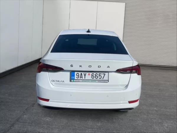Škoda Octavia 2,0 TDI 85 Style - foto 5