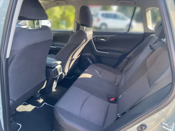 Toyota RAV4 2,5 Hybrid Comfort 4WD AT - foto 7