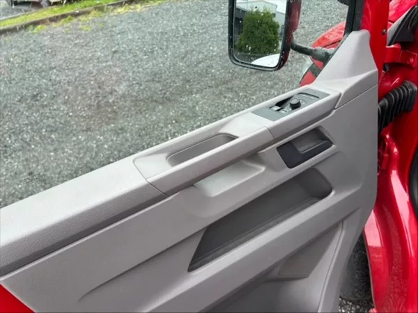 Volkswagen Transporter 2,0 TDI BMT 4M - foto 11