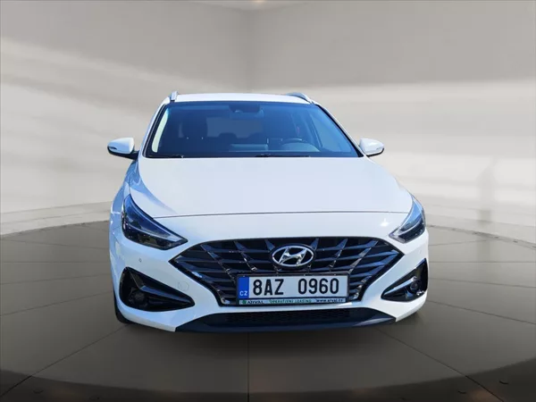 Hyundai i30 1,6 CRDi Smart AT - foto 3