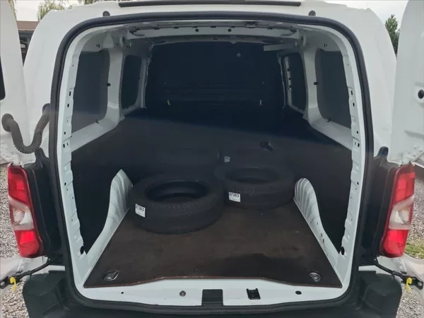 Peugeot Partner 1,5 BHDI L2 Act. - foto 11